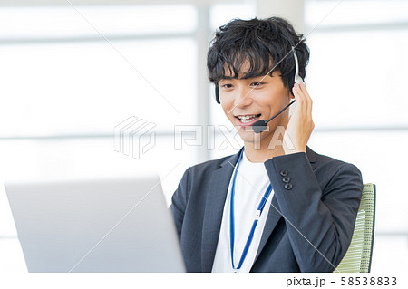 オペレーター、コールセンター、スーツ、スタッフ 58538833