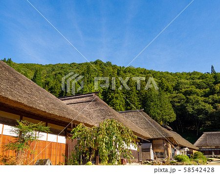 江戸時代の趣そのままの大内宿　街並み 58542428