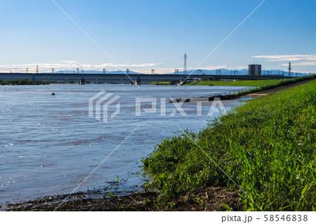 増水した荒川 埼玉県川口市、戸田市・東京都北区、板橋区界隈(埼玉県側) 令和元年台風第19号 増水した荒川 埼玉県川口市、戸田市・東京都北区、板橋区界隈(埼玉県側) 令和元年台風第19号 58546838