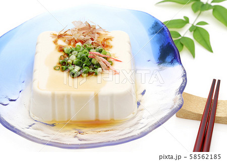 冷やっこ　豆腐 58562185