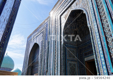 シャーヒ・ズィンダ廟群(ウズベキスタン) シャーヒ・ズィンダ廟群(ウズベキスタン) 58564240