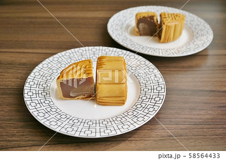 Moon Cake、月餅 Moon Cake、月餅 58564433