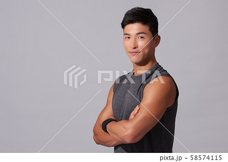男性　スポーツ　ヘルシー 58574115
