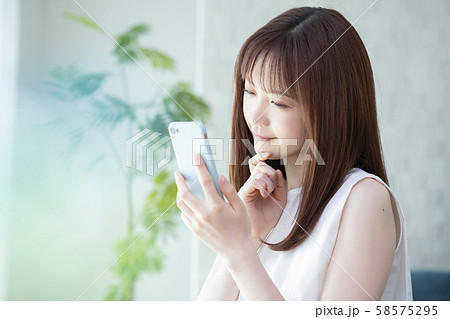 ビューティー　スマホ　スマートフォン　携帯　携帯電話 58575295