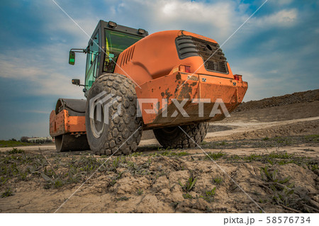 Machine for soil consolidation in terrain when working in summer Machine for soil consolidation in terrain when working in summer 58576734