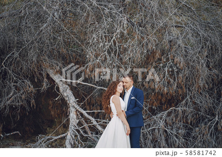 grooms in nature grooms in nature 58581742