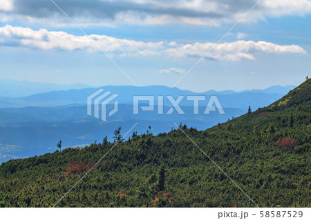photo of the top of the mountains 58587529