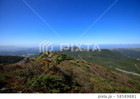 《大分県 九重連山》 牧ノ戸峠〜久住山 牧ノ戸ルート稜線 58589881