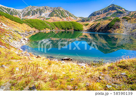 室堂　秋の絶景　みくりが池　【富山県】 58590139