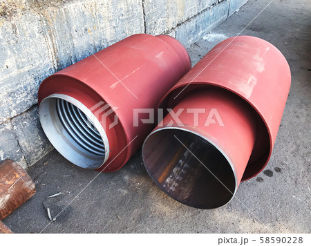 Flange expansion joints on the ground Flange expansion joints on the ground 58590228
