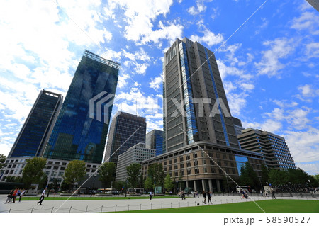 東京　丸の内　丸ビルとKITTE 58590527