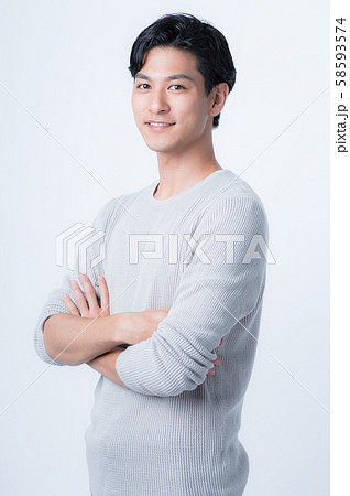 20代男性 58593574