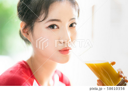 女性 ライフスタイル 女性 ライフスタイル 58610356