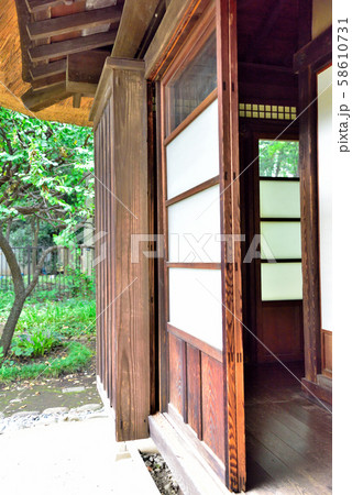 戸袋と雨戸 戸袋と雨戸 58610731