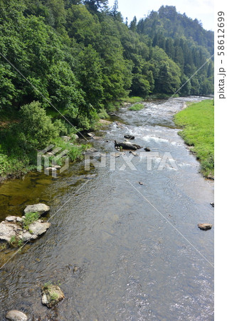 奥会津を流れる野尻川 奥会津を流れる野尻川 58612699