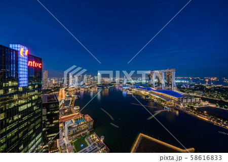 シンガポールの都市風景 マジックアワー シンガポールの都市風景 マジックアワー 58616833