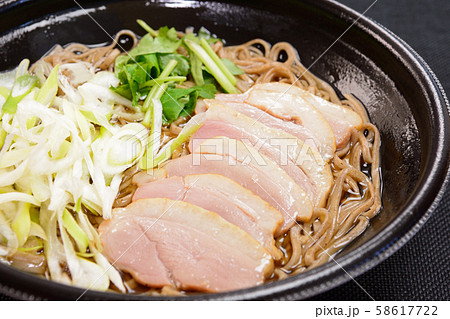 おいしい鴨南蛮そば 58617722