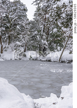 【兼六園　瓢池】 58629305