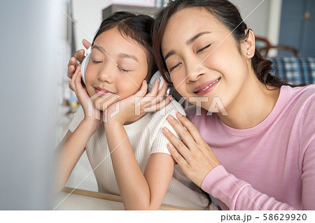 親子　ライフスタイル　学習 58629920