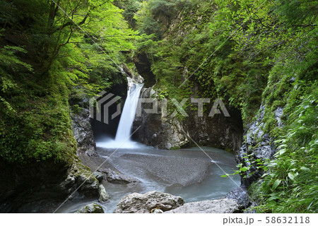大釜の滝（徳島県那賀郡） 58632118