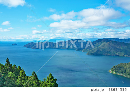 【賤ヶ岳山頂展望台より琵琶湖】 滋賀県長浜市木之本町飯浦 58634556