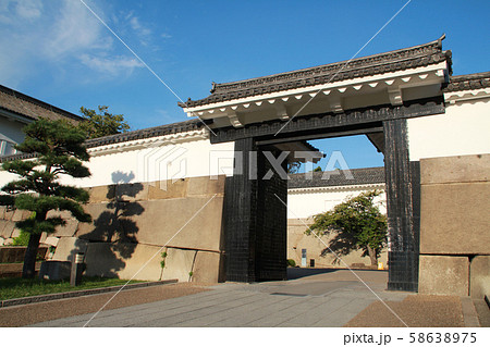 大阪城大手門 58638975