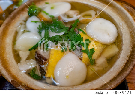 具雑煮 長崎県島原市 郷土料理 鍋焼き アップ 横 具雑煮 長崎県島原市 郷土料理 鍋焼き アップ 横 58639421