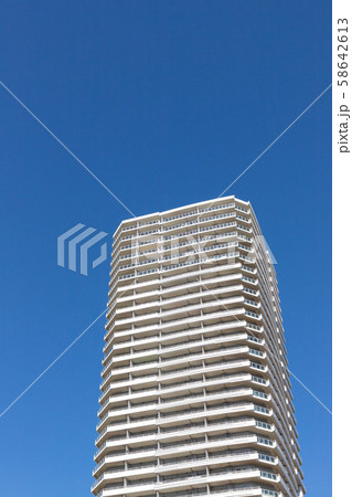 横浜のタワーマンション(高層マンション) 横浜のタワーマンション(高層マンション) 58642613