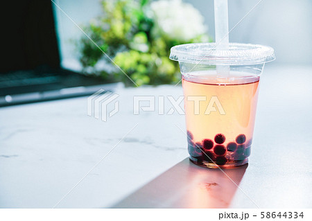 タピオカ、日本、コピースペース 58644334