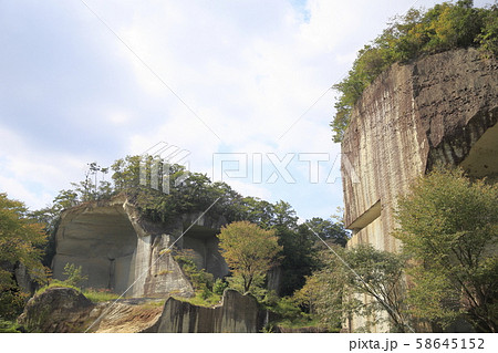 大谷石地下採掘場跡　大谷町 58645152