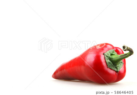 paprika isolated on white 58646405