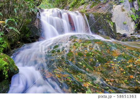 昇龍の滝の上流の滝 58651363