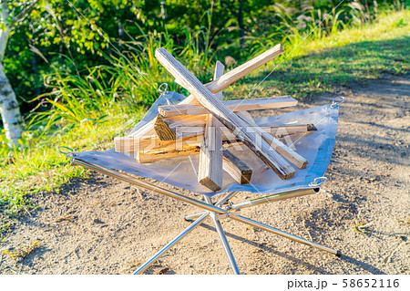 キャンプ素材 焚火台 キャンプ素材 焚火台 58652116