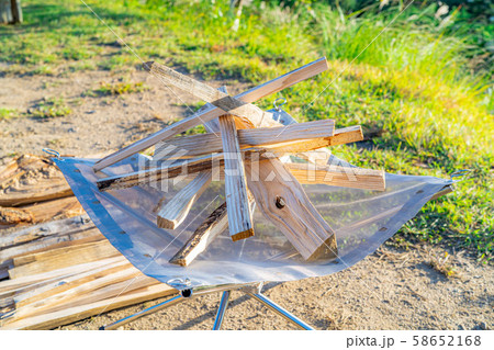 キャンプ素材　焚火台 58652168