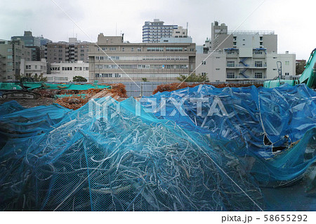 老朽化建築物の解体工事現場 老朽化建築物の解体工事現場 58655292