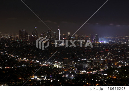 グリフィス天文台より撮影したロサンゼルス中心部 58656293