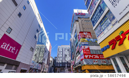 秋葉原駅電気街口の風景 秋葉原駅電気街口の風景 58657498