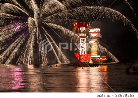 キリコ祭りと花火 キリコ祭りと花火 58659568