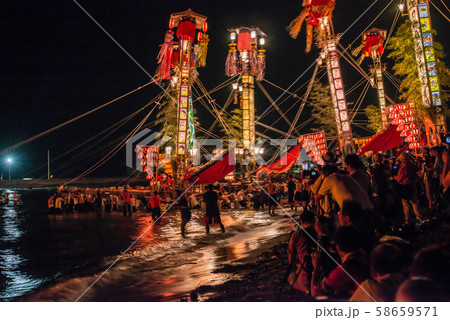 キリコ祭りと花火 58659571