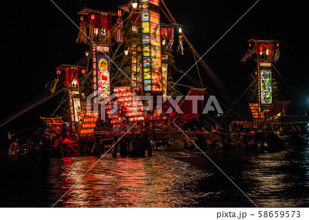 キリコ祭りと花火 58659573