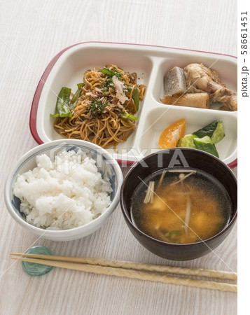 老人・シニアが食べやすいワンプレート介護食【介護用弁当】 58661451