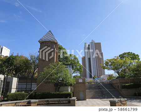 尼崎駅周辺の都市景観 阪神尼崎駅北口周辺の景観の写真素材