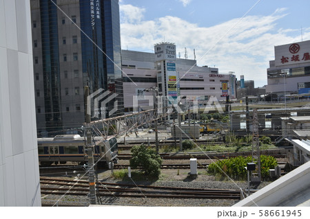 【大阪府】高槻駅前の都市風景 58661945