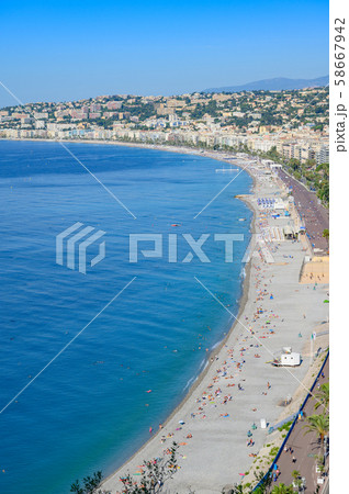 ニース街並み、展望台から旧市街、南仏リゾート、南仏と地中海、プログナードサンデクレ、フランス ニース街並み、展望台から旧市街、南仏リゾート、南仏と地中海、プログナードサンデクレ、フランス 58667942