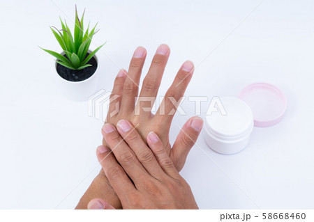 保湿ケア 58668460