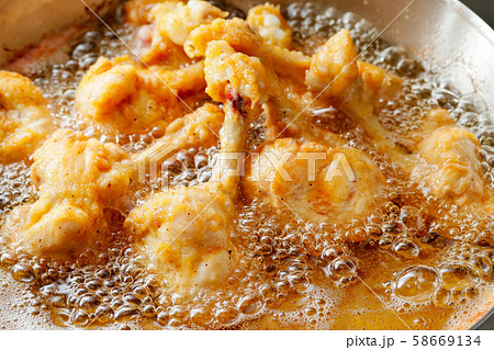 フライドチキン フライドチキン 58669134