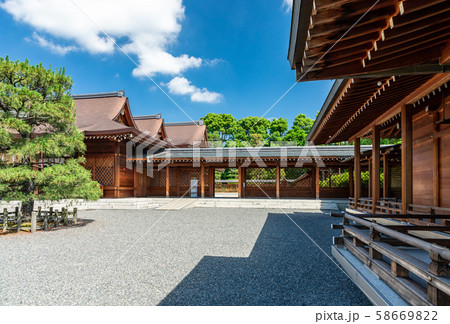 本殿 翼廊 神楽殿 城南宮 本殿 翼廊 神楽殿 城南宮 58669822