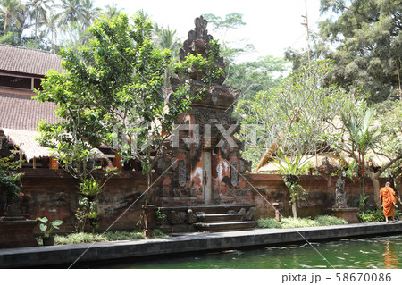 ティルタ・ウンプル寺院 ティルタ・ウンプル寺院 58670086