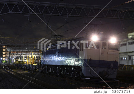 深夜に走るレール輸送列車 深夜に走るレール輸送列車 58675713