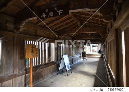 竹生島 舟廊下 竹生島 舟廊下 58679004